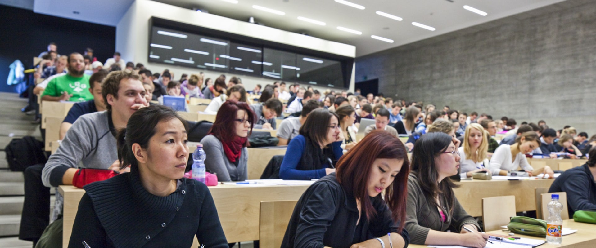 Die Vorteile eines Studiums an einer Schweizer Universität für internationale Studierende