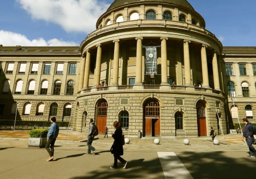 Top-Universitäten in Europa: Rankings, Auslandsstudienprogramme und Vorteile der Hochschulbildung im Ausland